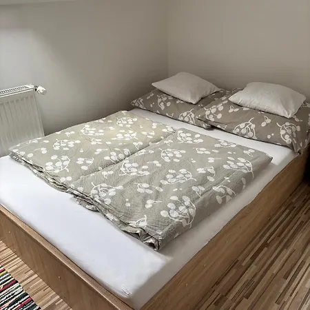Bodzavirag Appartement