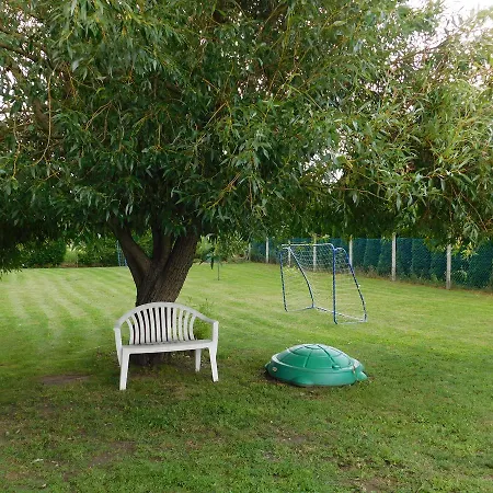 博德萨维纳格公寓 公寓 *