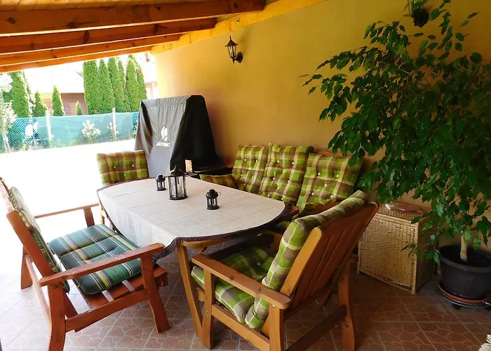 Apartament Bodzavirag